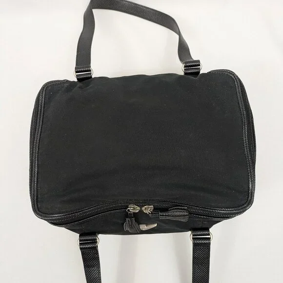 Bottega Veneta Toiletry Bag - Picture 15 of 15